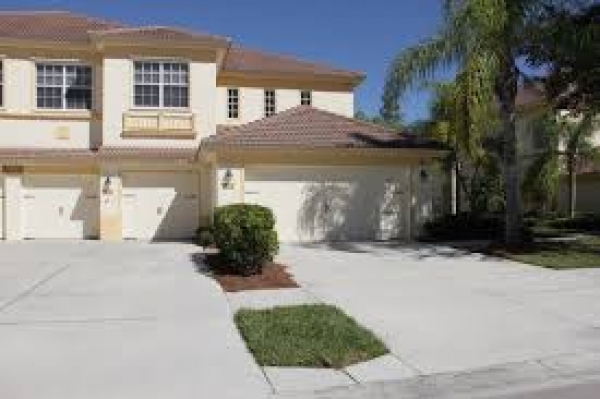 Rental Properties and Resorts in Naples